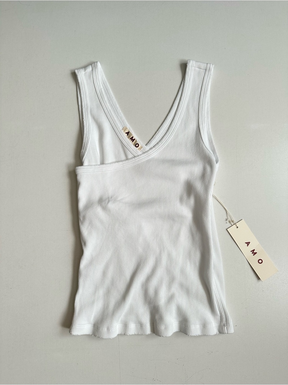 AMO Dreamy Tank Top White Distressed Size Medium